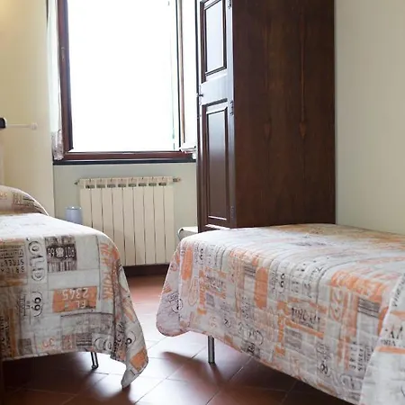 Tra Le Mura * Levanto