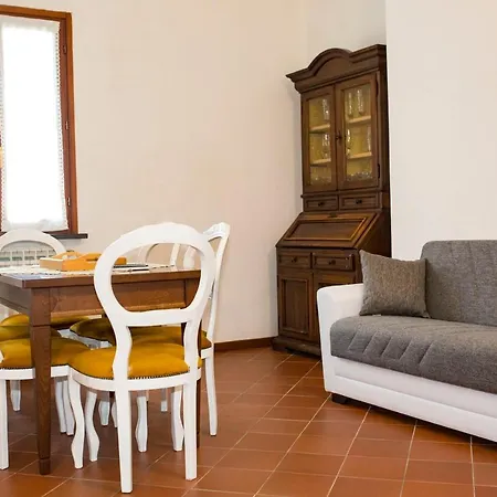 Semesterbostad Tra Le Mura