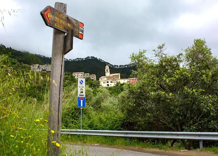 Tra Le Mura