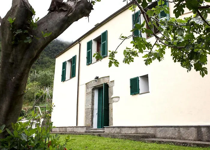 Tra Le Mura *