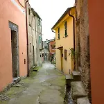 別荘 Tra Le Mura