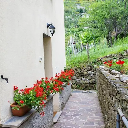 Tra Le Mura Hébergement de vacances *