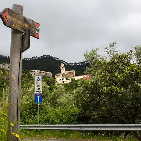 Tra Le Mura * Levanto